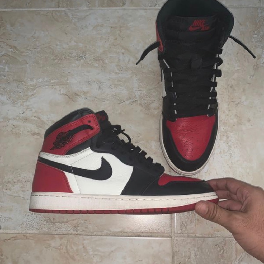 Jordan Retro 1 High Bred toe